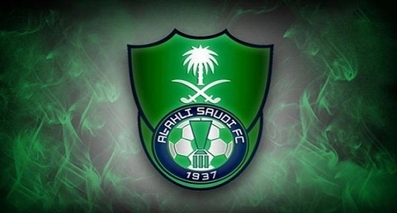 رئيس الأهلي السابق يهنئ السومة بدخول نادي المائة