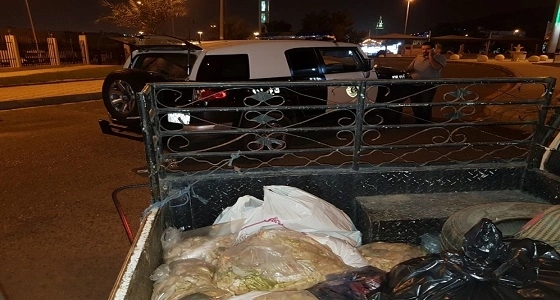 بالصور.. ضبط سيارة نقل تحمل لحوم مجهولة المصدر بمكة