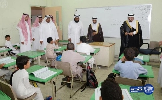 وكيل إمارة جازان يقف على سير العملية التربوية بمدارس جازان   
