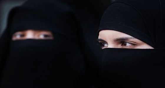 برسالة عفوية.. المواطنات سفيرات للمملكة في الخارج
