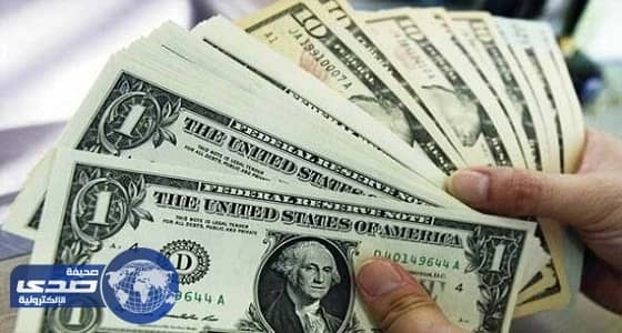 الدولار يواصل التراجع متأثرا بخطاب " يلين "