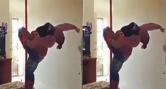 بالفيديو.. فتاة بدينة تشعل مواقع التواصل بتسلقها للمواسير