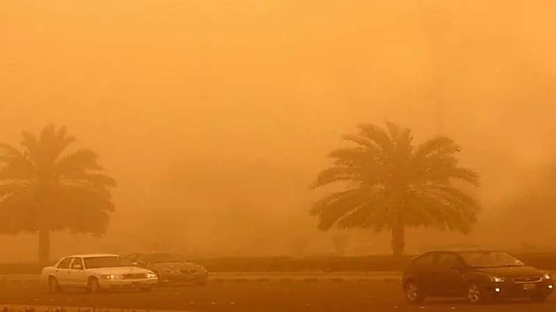 الدفاع المدني يحذر من عواصف ترابية على معظم المناطق