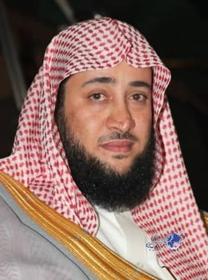 المالكي يمنح رؤساء وشيوخ العشائر مبالغ مالية وأسلحة