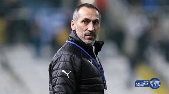 أحد يجدد عقد لاعبه محسن