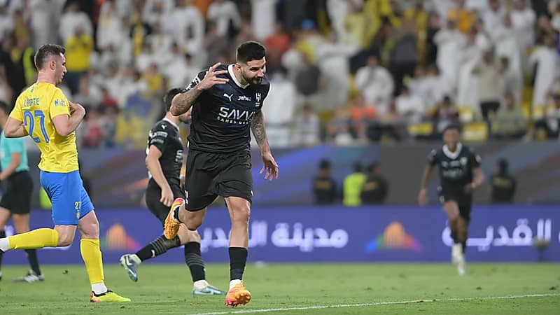 التعادل الإيجابي يخيم على لقاء الأخضر وإندونيسيا .. صور