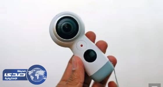 بالفيديو.. حشد عسكري يتجه إلى القصر الرئاسي في عدن