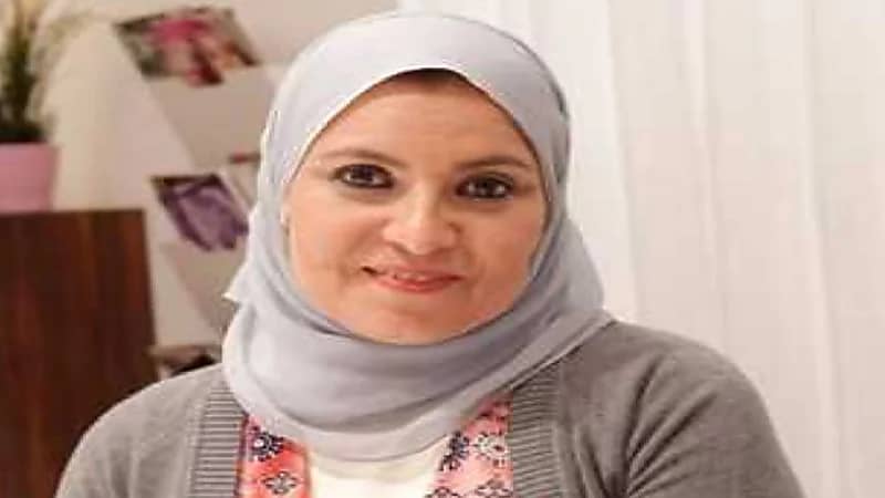 استشاري علاقات زوجية : تأخر الزواج يؤثر على الرجل أكثر من المرأة ( فيديو)