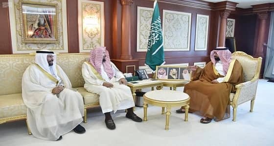 أمير جازان بالنيابة يستقبل عضو هيئة كبار العلماء الدكتور الشثري