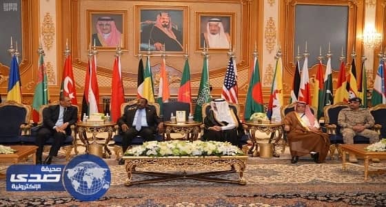 بالصور.. الوفد السوداني يصل الرياض للمشاركة بالقمة العربية الإسلامية الأمريكية