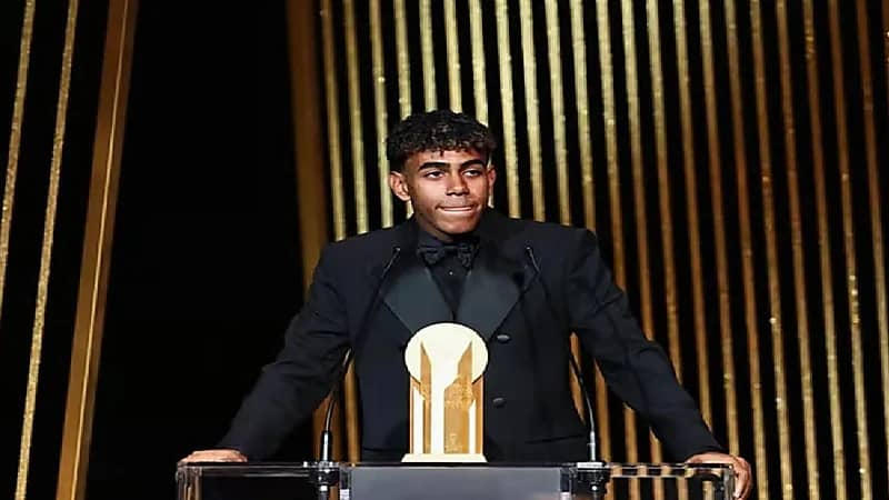 يامال يفوز بجائزة كوبا لأفضل لاعب شاب في 2025