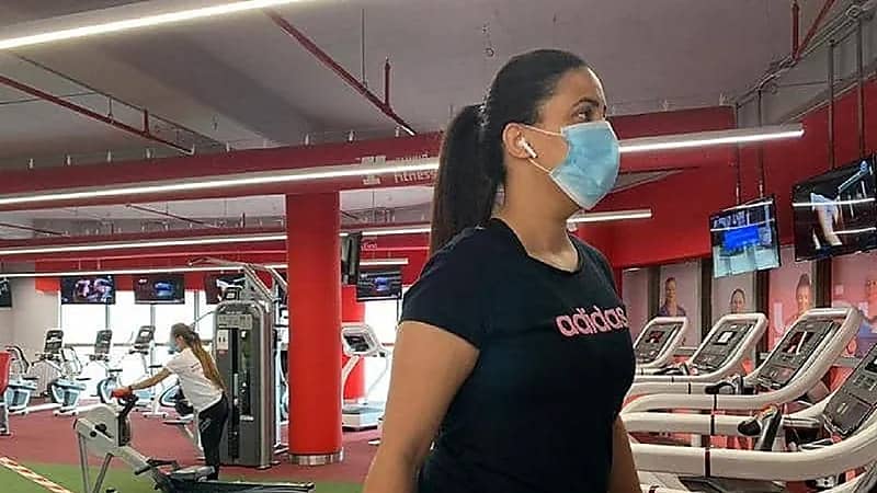 الكشف عن مدى تأثير ارتداء الكمامة أثناء ممارسة الرياضة