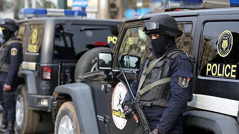 مصرع محامٍ طعنًا بالرأس بسبب منع جاره من ضرب والدته