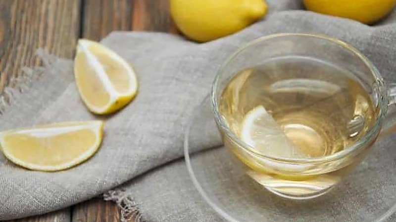 ماء الليمون.. مشروب يقوي الذاكرة والأعصاب ويساعد على الاسترخاء