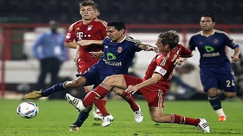 البايرن يمازح الأهلي المصري بالسخرية من برشلونة.. وقصف جبهة من "الأحمر"