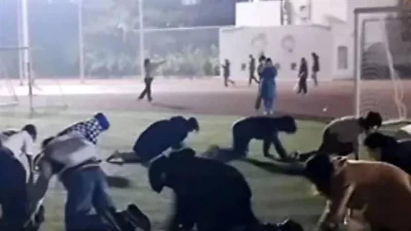 انتشار المشي على 4 بين طلاب الجامعات الصينية