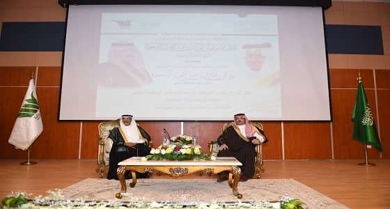 بالصور.. نائب أمير عسير يرعى حفل تخريج الدفعة الرابعة لطلاب جامعة بيشة 