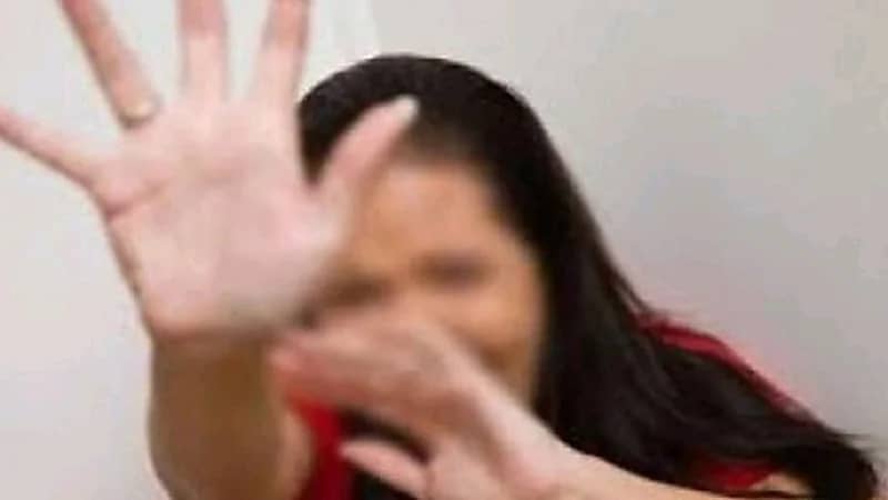 5 أساتذة جامعيين يبتزون الطالبات جنسياً