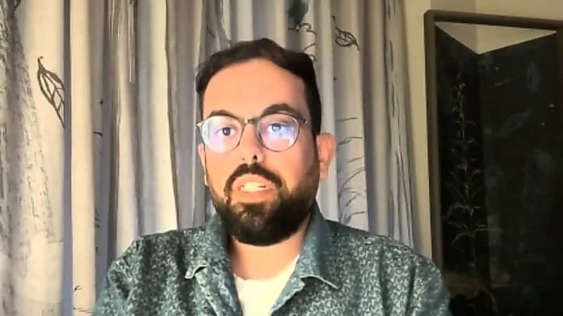 الصويلحي: مصعب الجوير مستمر مع الهلال ويشارك في معسكر النمسا.. فيديو