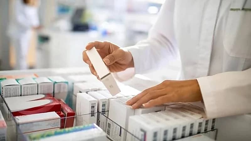 مقتل صيدلانية بعد رفضها صرف أدوية محظورة