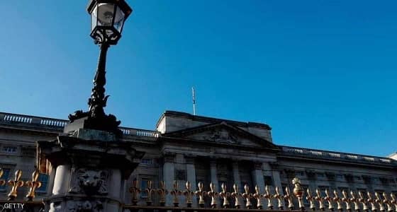 اعتقال رجل حاول تسلق سور قصر بكنغهام