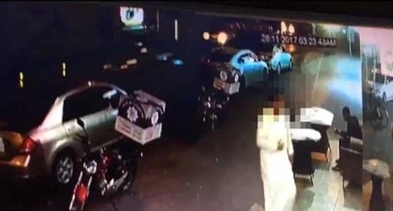 بالصور.. تفاصيل جديدة حول مشاجرة سعودي مع زوجين بالبحرين