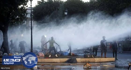 الآلاف يتظاهرون في روما احتجاجًا على عنف الشرطة مع لاجئين