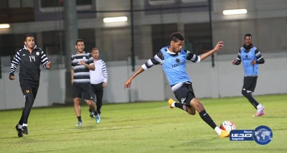 بالصور..مواطن يشكو لأمانة مدينة الرياض تجاهل بلدية نمار