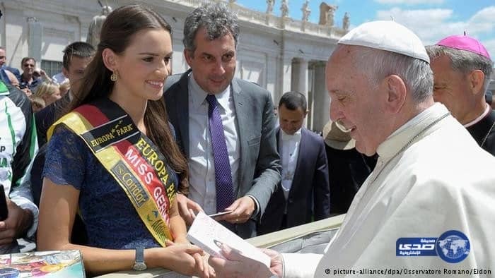 قتل ابنته بالمقصّ لأنه شكّ بـ..