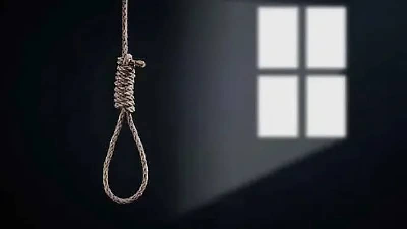 الإعدام لرجل حرق زوجته حيّة بسبب لون بشرتها