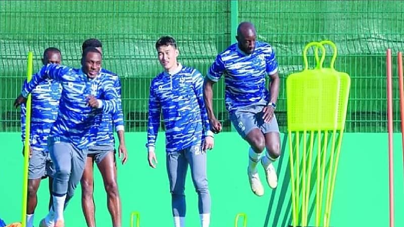 مدرب مغربي: الهلال لديه مقومات الفريق القوي أمام الوداد