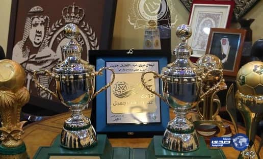 شاهد.. تساقط الثلوج على جبال اللوز وعلقان والظهر في تبوك