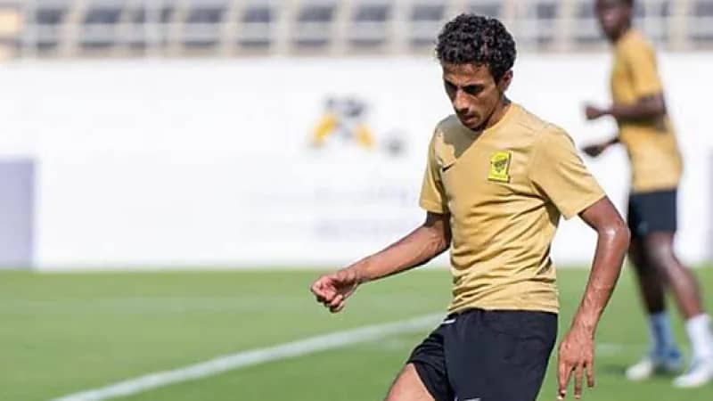 الهمامي ينتقل إلى الخلود