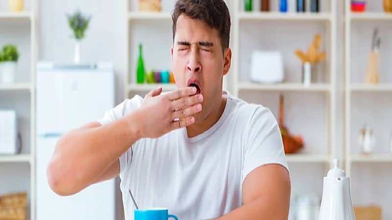 بالفيديو .. سبب الشعور بالنعاس أثناء الصيام في رمضان