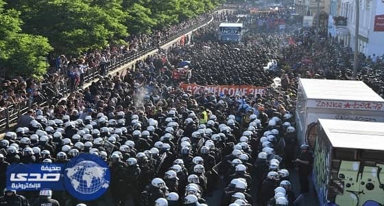 بالصور.. مواجهات عنيفة في ألمانيا بين الشرطة ومناهضي قمة العشرين