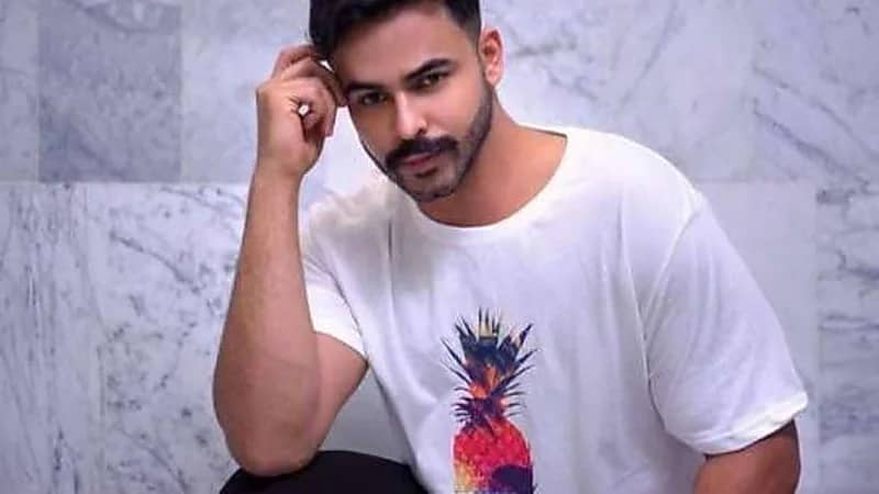 بالفيديو.. يوسف المحمد: تصلني عروض زواج كثيرة وقاعد أتشرط