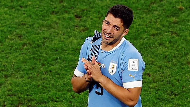 بعد الخروج من المونديال..مهاجم أوروغواي يهاجم الفيفا