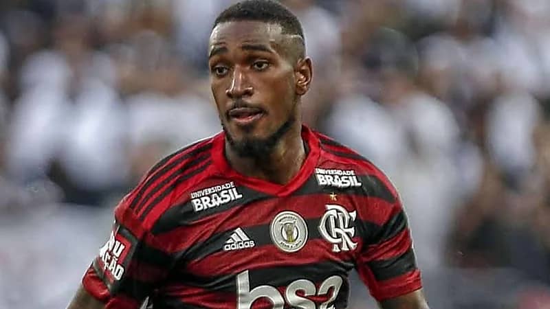 النصر يتحرك لحسم صفقة جيرسون بطلب من جيسوس