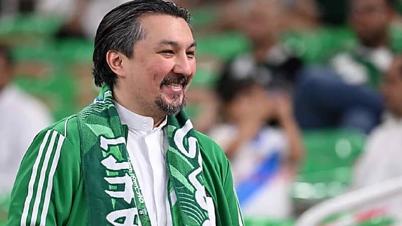 بدر تركستاني يصل كومو الإيطالية لمؤازرة ودعم الفريق