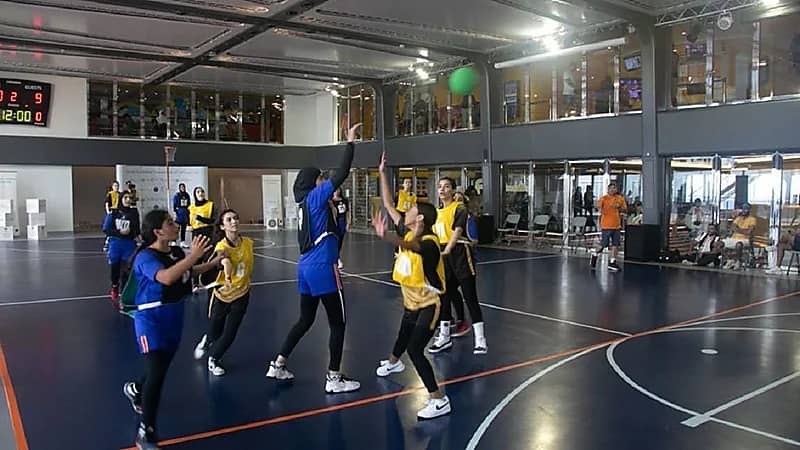 إطلاق أول بطولة نسائية لكرة الشبكة على متن "كروز"