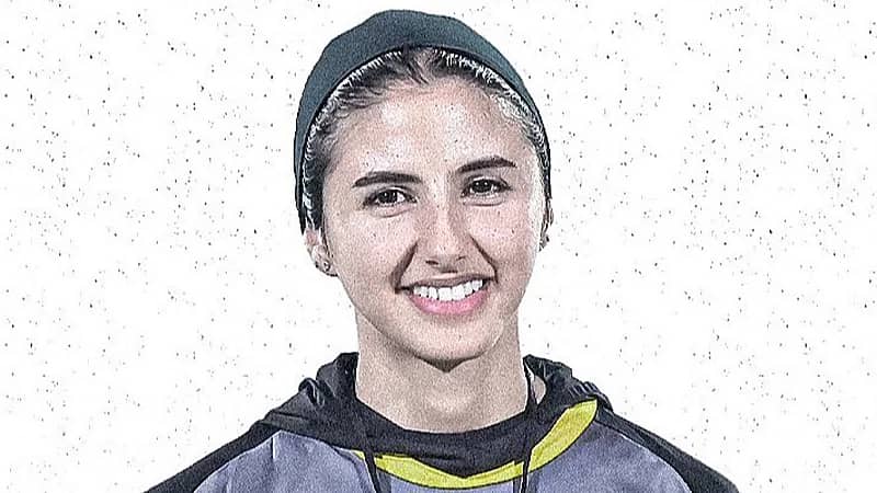 لمياء النهدي أول حكمة دولية بالمملكة في تاريخ كرة السلة السعودية