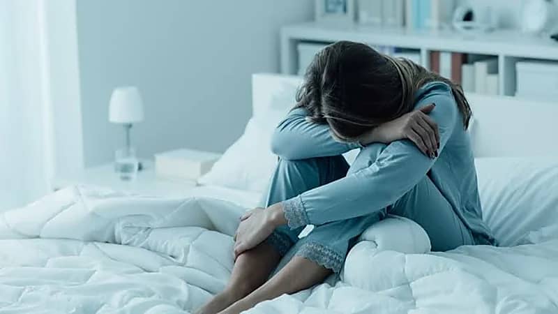 سبب اختلاف تأثير الاكتئاب الشديد على النساء أكثر من الرجال