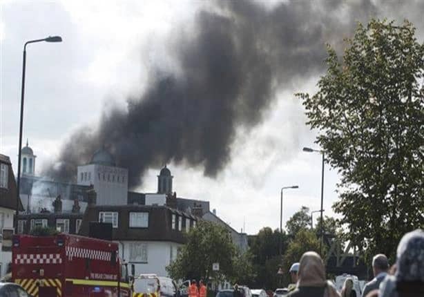 الحكم بالسجن عام مع وقف التنفيذ لامرأة اضرمت النار في نزل للاجئين