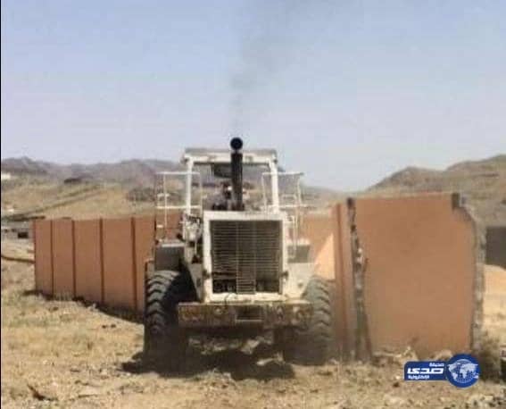 بلدية الطائف تستعيد 3050م2 من الأراضي البيضاء تم الإعتداء عليها