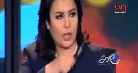 بالفيديو.. منى الشاذلي تبكي على الهواء في موقف مؤثر