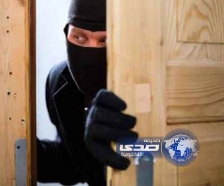 ضمير لص.. يكرم متقاعدة