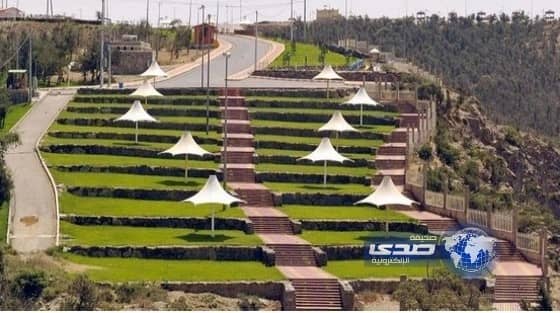 أمير الباحة يوجّه بتهيئة المواقع السياحية لزائريها في إجازة المنتصف