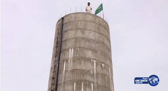 والد مُحاول الانتحار يستغيث بأمير الجوف لإيقاف قرار إزالة مسكنهم