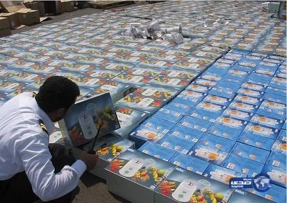 الجمارك تضبط 53 مليون وحدة مغشوشة