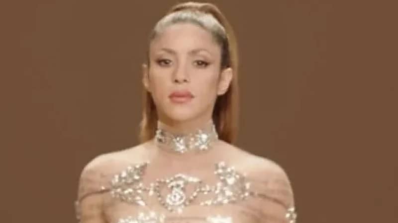 إطلالة جديدة لشاكيرا تثير ضجة واسعة